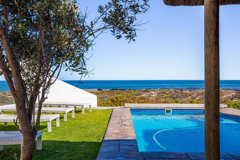 6 Bedroom Property for Sale in Duyker Eiland Western Cape